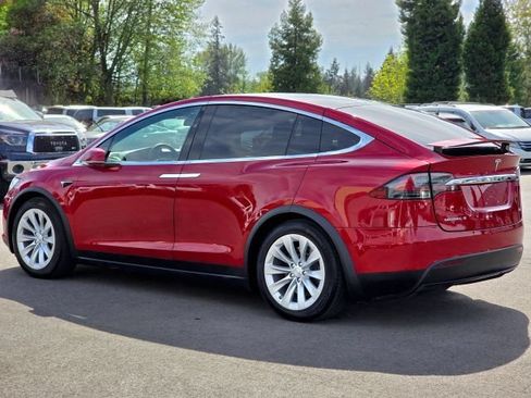 Used 2017 Tesla Model X 75D AWD/4WD image 5
