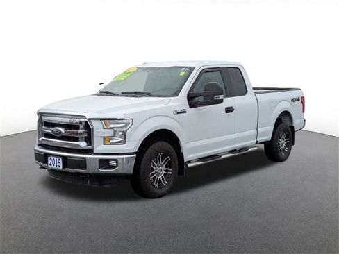 Used 2015 Ford F150 XLT w/ Trailer Tow Package image 5