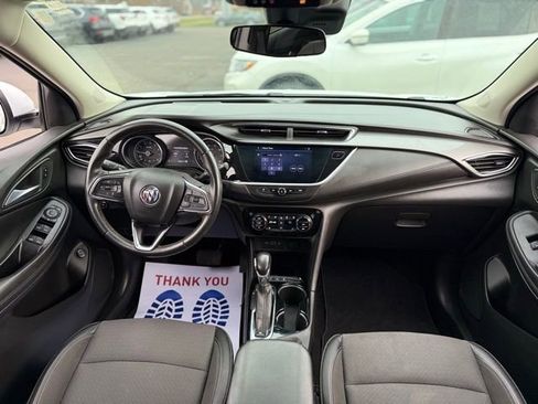 Used 2021 Buick Encore GX Select image 3