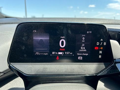 Used 2023 Volkswagen ID.4 S RWD image 9