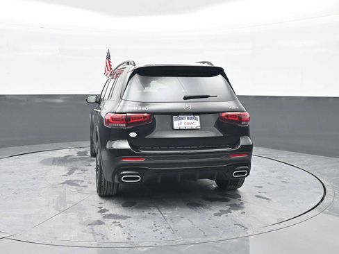 Used 2022 Mercedes-Benz GLB 250 4MATIC image 6