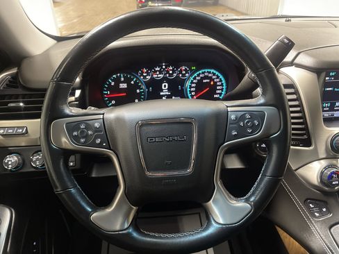 Used 2020 GMC Yukon Denali w/ Denali Ultimate Package image 30