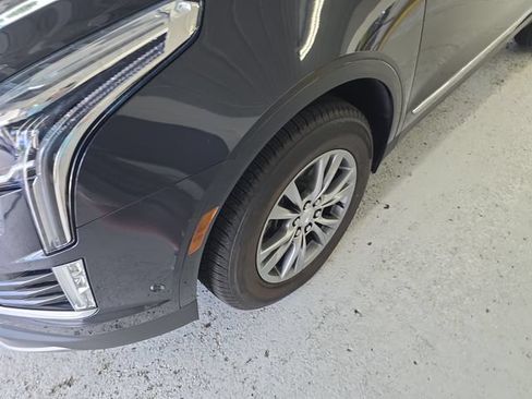 Used 2023 Cadillac XT5 Premium Luxury w/ Technology Package AWD/4WD image 9