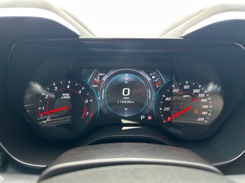 Used 2016 Chevrolet Camaro SS RWD image 16