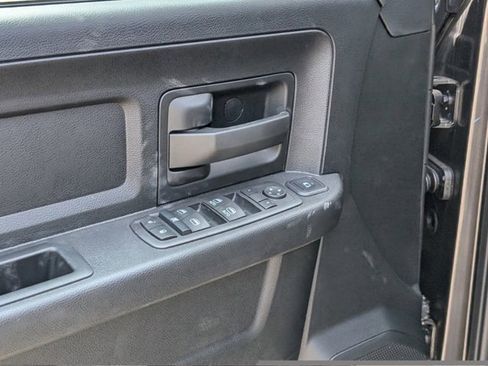 New 2024 RAM 2500 Tradesman w/ Chrome Appearance Group image 16