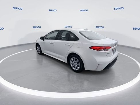 Used 2023 Toyota Corolla LE image 6