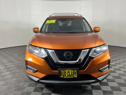 Used 2019 Nissan Rogue SV AWD/4WD image 2