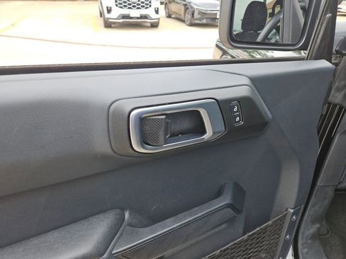 Used 2025 Ford Bronco Big Bend AWD/4WD image 14