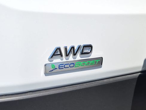 Used 2025 Ford Transit 250 Low Roof AWD w/ Load Area Protection Package image 21