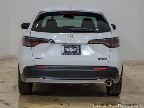 Used 2025 Honda HR-V Sport image 7