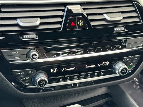 Certified 2023 BMW 530e xDrive image 19