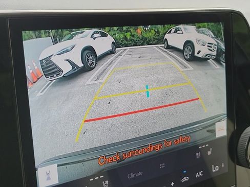 Certified 2024 Lexus NX 250 FWD w/ Towing Package (2000 Lbs) image 29