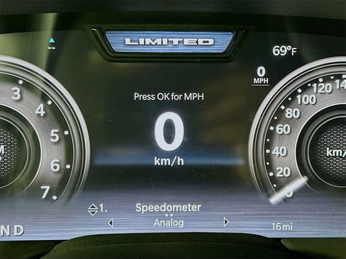 New 2026 RAM 2500 Limited w/ Towing Technology Group image 11