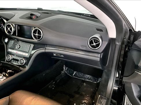 Used 2020 Mercedes-Benz SL 450 image 19