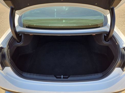 Used 2025 Hyundai Sonata SEL FWD image 12