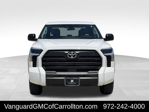 Used 2022 Toyota Tundra SR5 AWD/4WD image 3