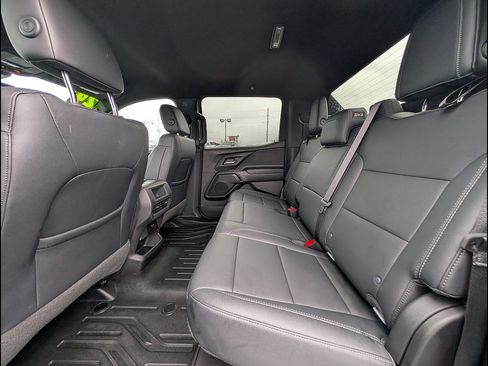 Used 2024 Chevrolet Silverado EV W/T AWD/4WD image 31