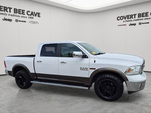 Used 2017 RAM 1500 Laramie w/ Convenience Group image 12