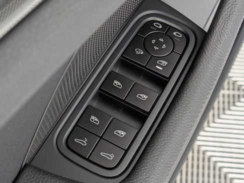 New 2026 Porsche Panamera image 26