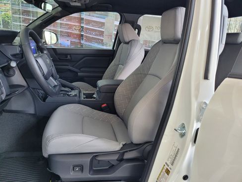 New 2026 Toyota Tacoma SR5 image 9