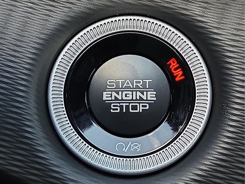 New 2025 Jeep Grand Cherokee L Laredo w/ Luxury Tech Group I image 20