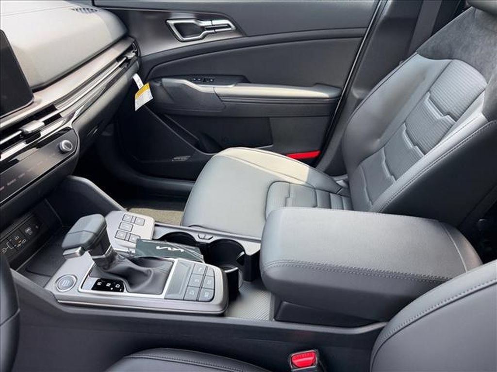 New 2026 Kia Sportage SX FWD image 12