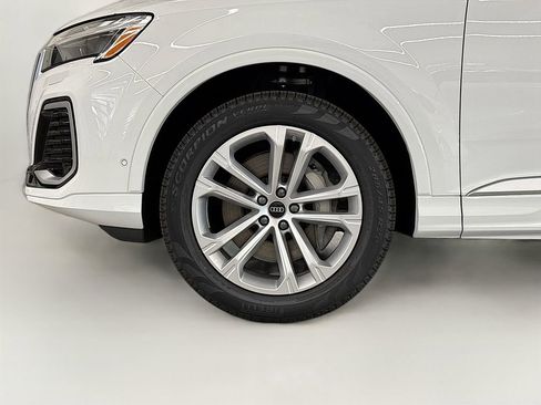 Certified 2025 Audi Q7 2.0T Premium Plus w/ Premium Plus Package image 24