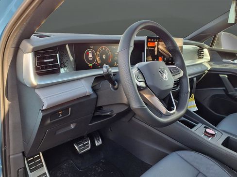 New 2026 Volkswagen Tiguan SE R-Line image 51