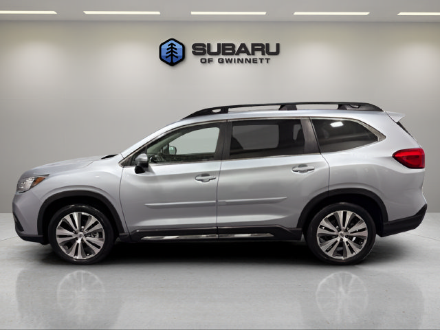 Used 2022 Subaru Ascent Limited w/ Technology Package AWD/4WD image 2