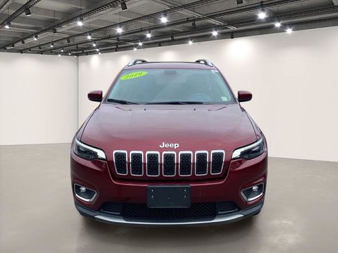 Used 2019 Jeep Cherokee Limited AWD/4WD image 2