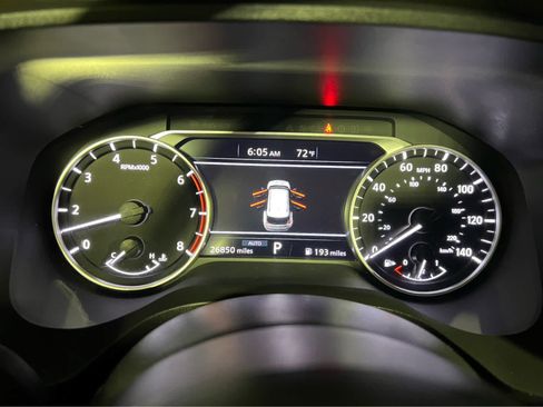 Used 2023 Nissan Rogue S AWD/4WD image 15