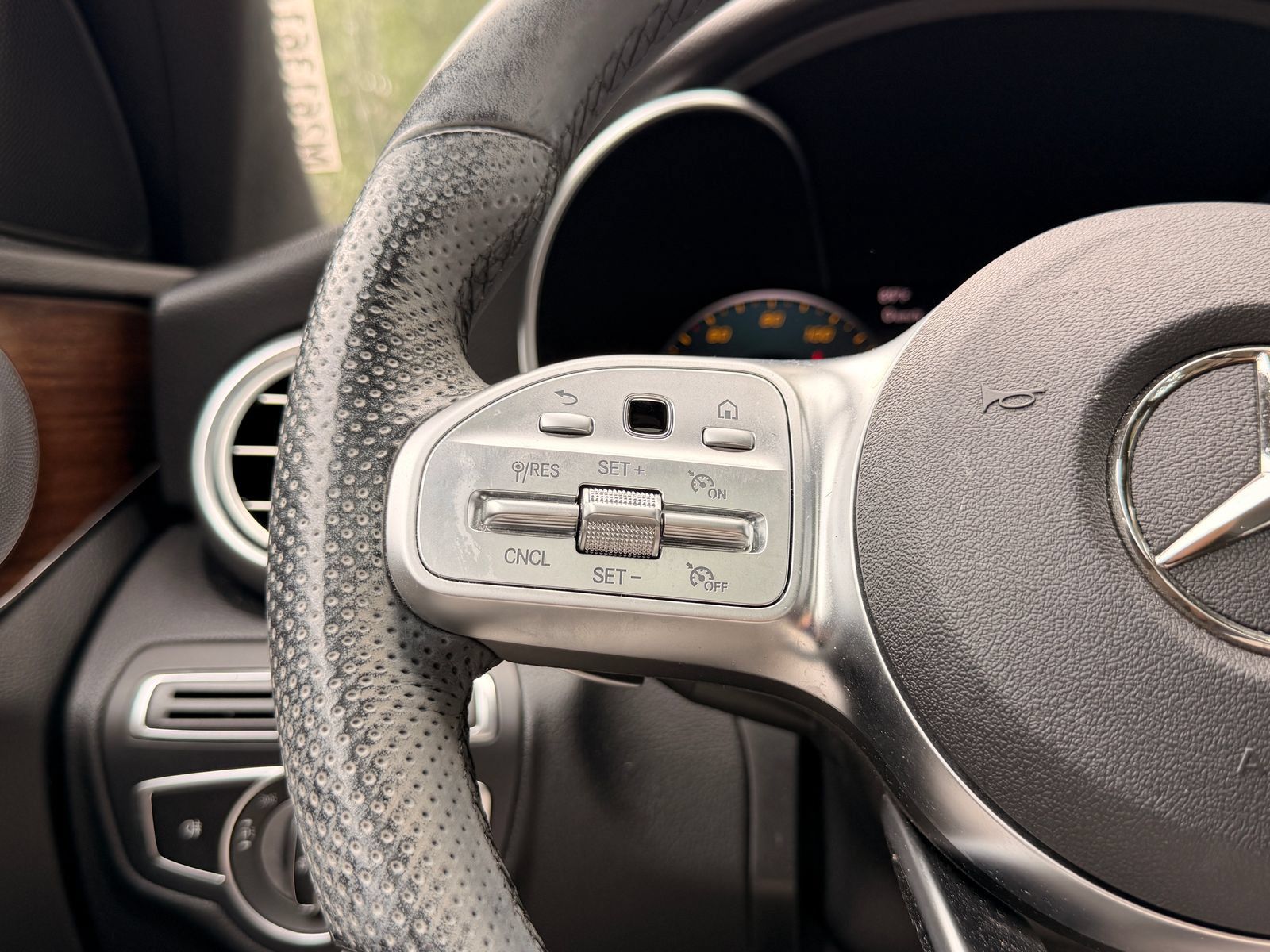 Certified 2020 Mercedes-Benz C 300 4MATIC Sedan image 23