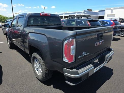 Used 2017 GMC Canyon 2WD Crew Cab w/ Convenience Package image 2