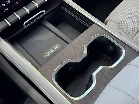 New 2026 GMC Acadia Denali FWD image 22