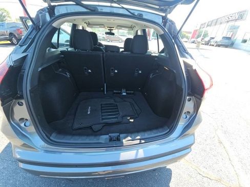 Used 2025 Nissan Kicks Play S FWD image 16
