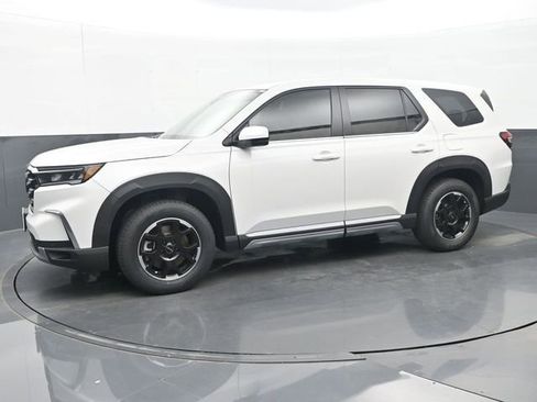 Certified 2025 Honda Pilot EX-L image 4