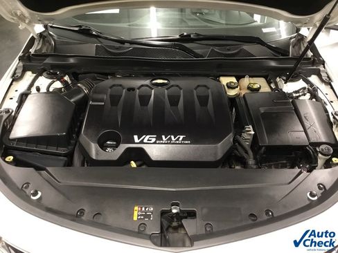 Used 2016 Chevrolet Impala LT w/ Convenience Package image 42