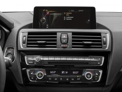 Used 2017 BMW M2 image 10