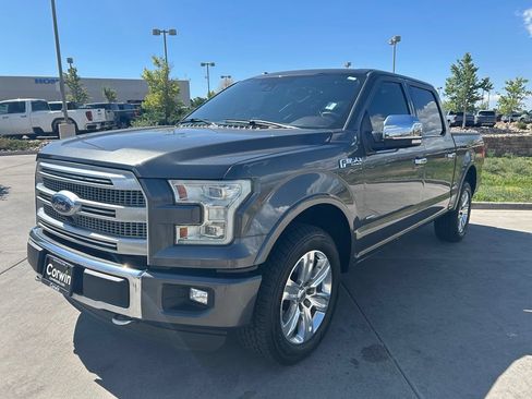 Used 2015 Ford F150 Platinum w/ Equipment Group 701A Luxury AWD/4WD image 3