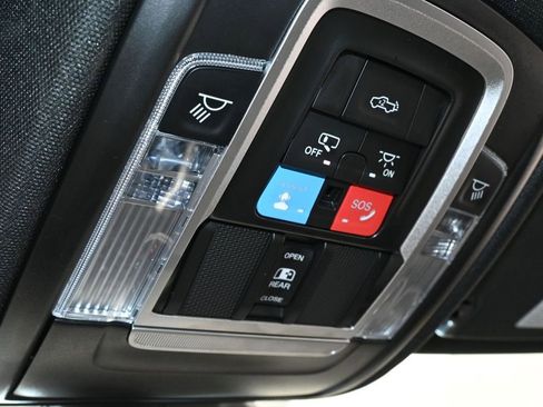 Used 2025 RAM 1500 Big Horn image 25