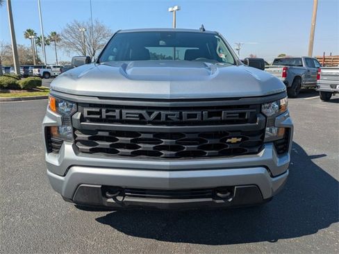 Used 2024 Chevrolet Silverado 1500 Custom image 9