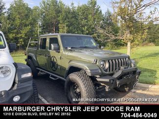 Used 2024 Jeep Gladiator Sport AWD/4WD video 1