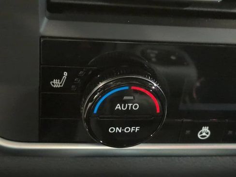 Used 2026 Nissan Rogue SV w/ SV Premium Package FWD image 20