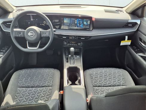 New 2026 Nissan Kicks SV FWD image 12