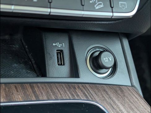 Used 2022 Audi Q5 2.0T Premium Plus image 21