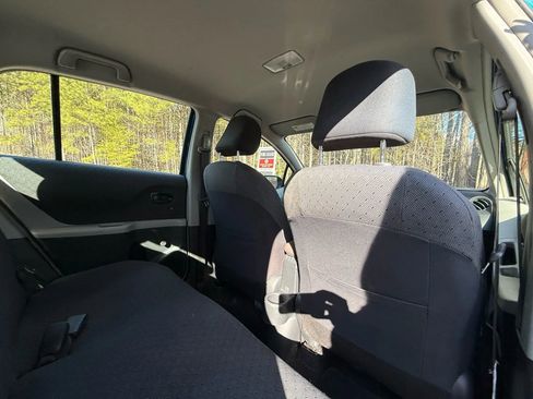 Used 2009 Toyota Yaris S image 14