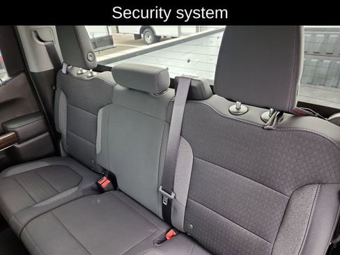 Used 2022 GMC Sierra 1500 Elevation image 30