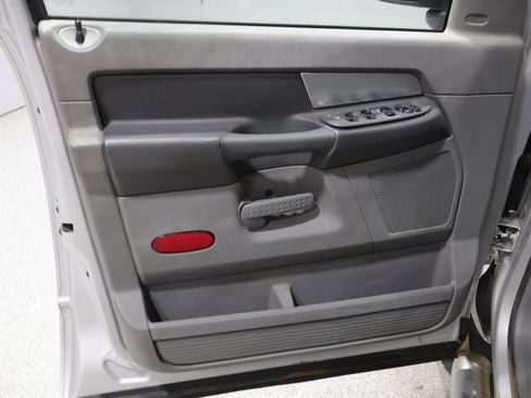 Used 2007 Dodge Ram 1500 Truck SLT w/ Mopar Chrome Edition Group AWD/4WD image 13