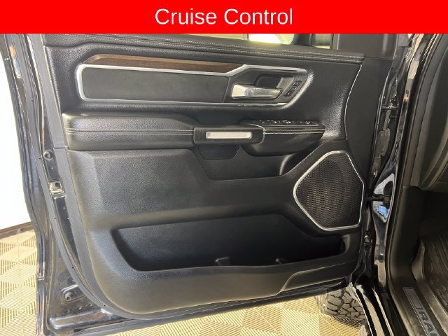 Used 2021 RAM 1500 Laramie AWD/4WD image 12