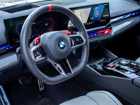 Used 2025 BMW M5 w/ Carbon Package image 11
